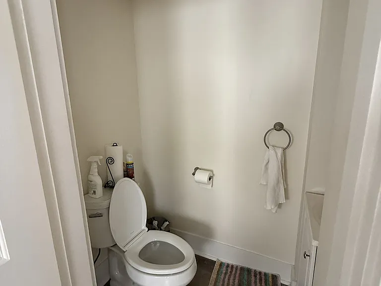 36-38 Marble St #36 — Photo 9