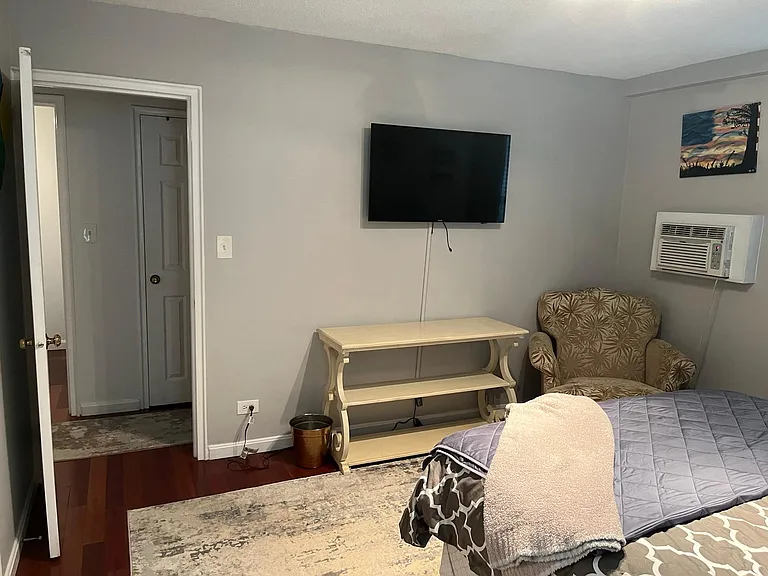 108 N George Mason Dr #1 — Photo 10