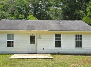 18037 W 3rd St, Saucier, MS 39574