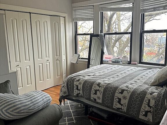 2nd image of 3139 W Wellington Ave #3