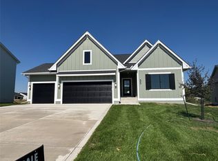 55 NW Ashley Ct, Waukee, IA 50263