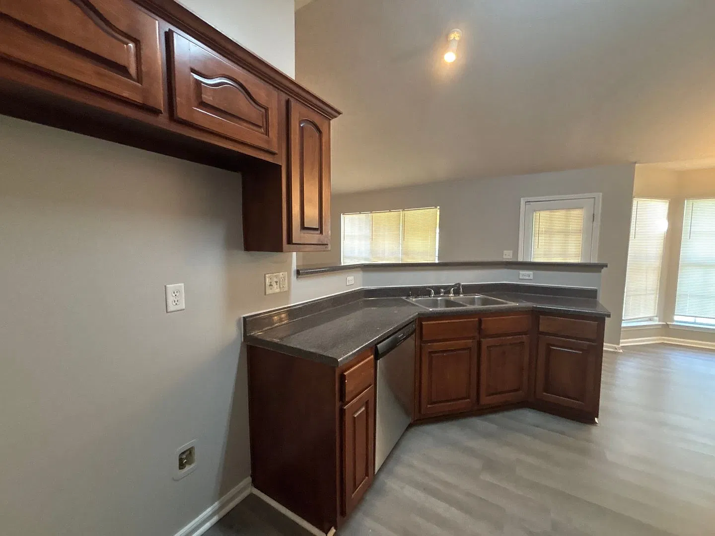 Welcome to 1605 Far Drive! — Photo 3