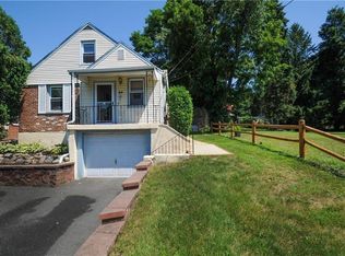 29 Locust St, Spring Valley, NY 10977