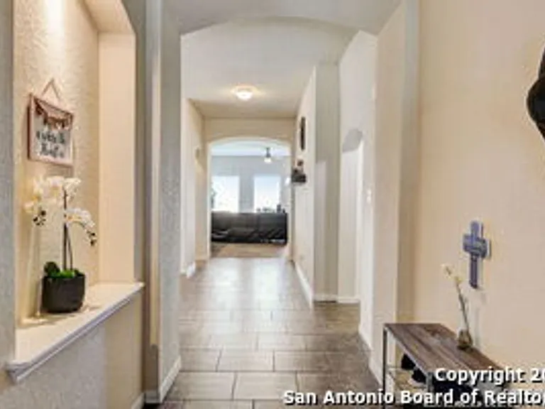 3929 Pease Park — Photo 2