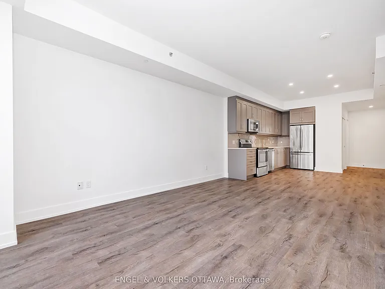 280 Crichton St #105 — Photo 9