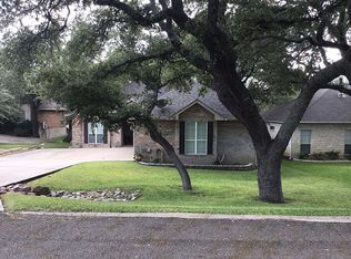 104 Bridgepoint Dr, Kingsland, TX 78639