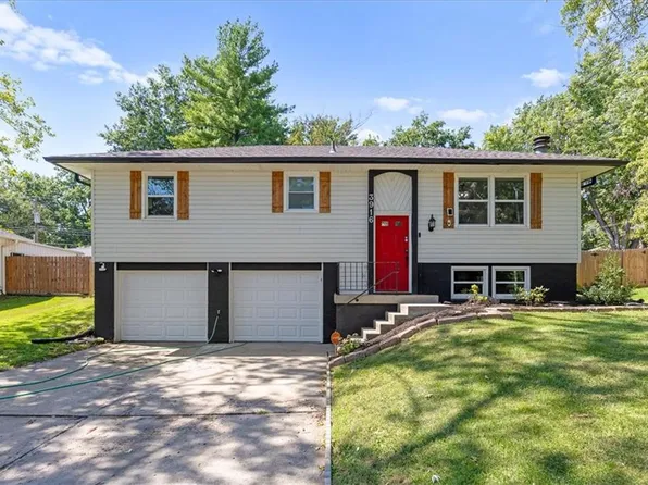 3916 S Crackerneck Rd, Independence, MO 64055