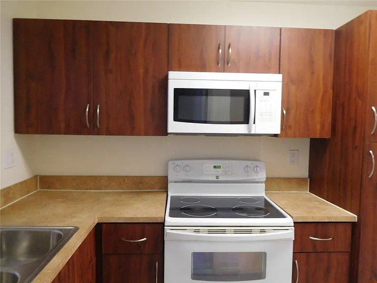 1425 Arthur St #414B — Photo 22