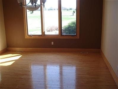 5th image of 11944 Truman Dr