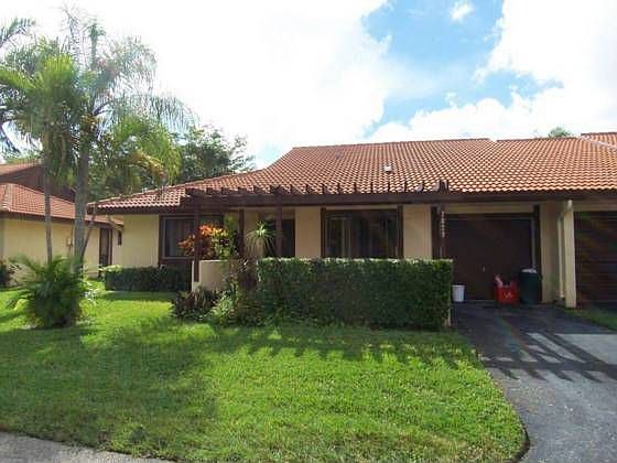 1st image of 7029 Marlberry Ln