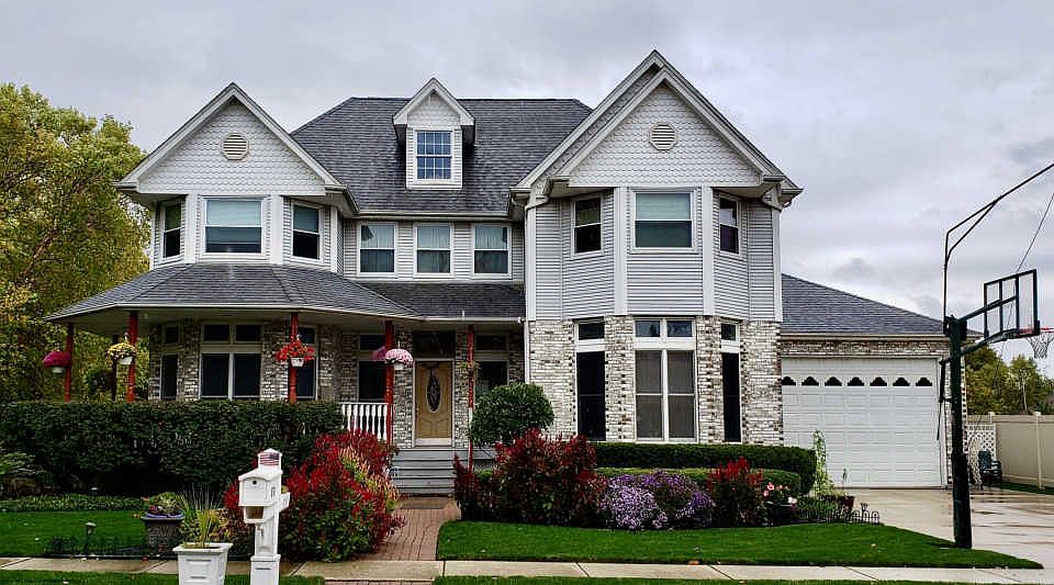 1st image of 10701 Churchill Dr