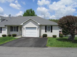 1926 Hemlock Hl, Bluefield, WV 24701