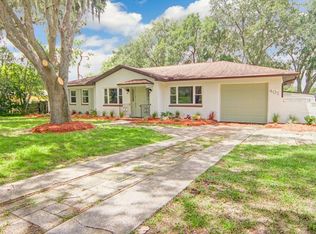 401 N Palm Ave, Howey In The Hills, FL 34737