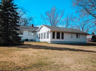 3383 Locust Ln, Saint Joseph, MI 49085