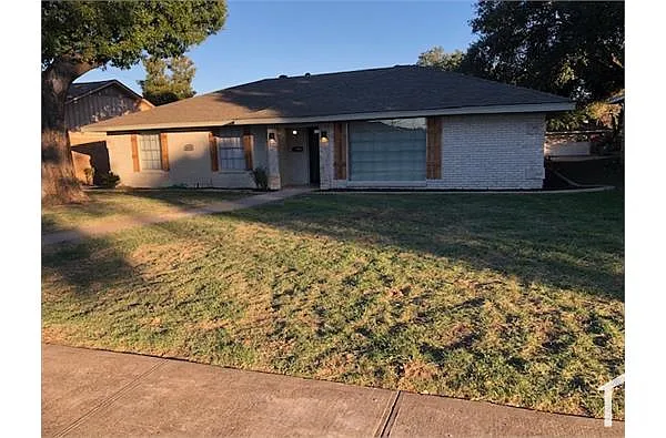 Building Photo - 5620 Marblehead Dr