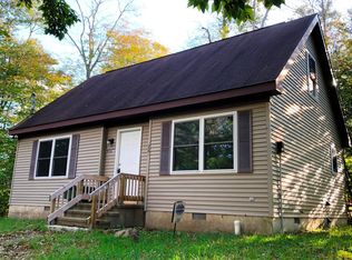 9597 Dawn Ln, Tobyhanna, PA