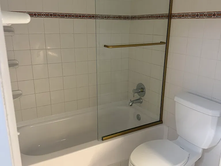 147 Hiawatha Ct E #147 — Photo 12
