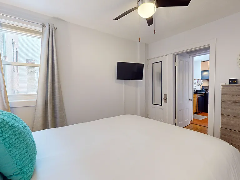 282 Washington St #2 — Photo 17