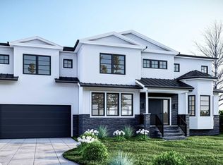 552 Beech Ln, Paramus, NJ 07652