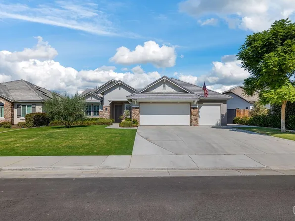 9814 Pocohontas Ln, Bakersfield, CA 93311
