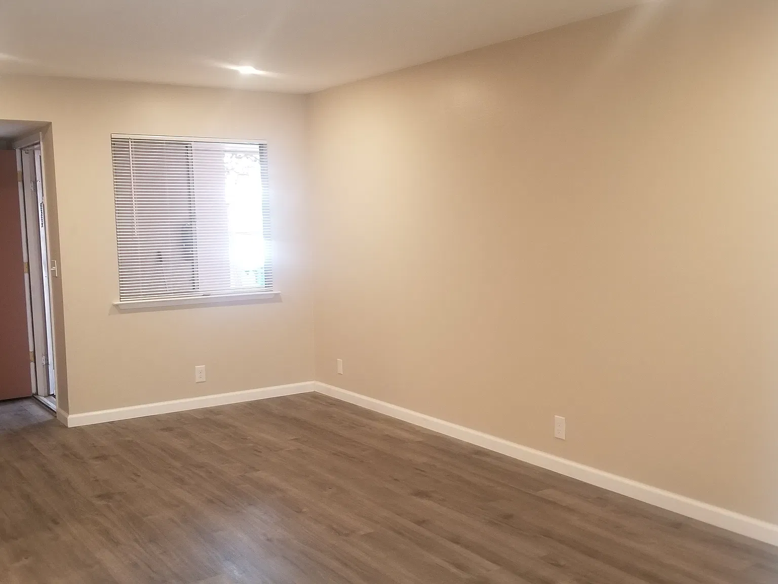 2 bed, 775 sqft, $2,950 — Photo 3
