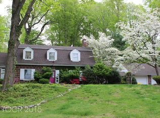 23 Locust Ln, Saddle River, NJ 07458