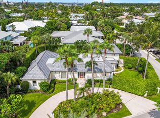 229 Colony Rd, Jupiter Inlet Colony, FL 33469