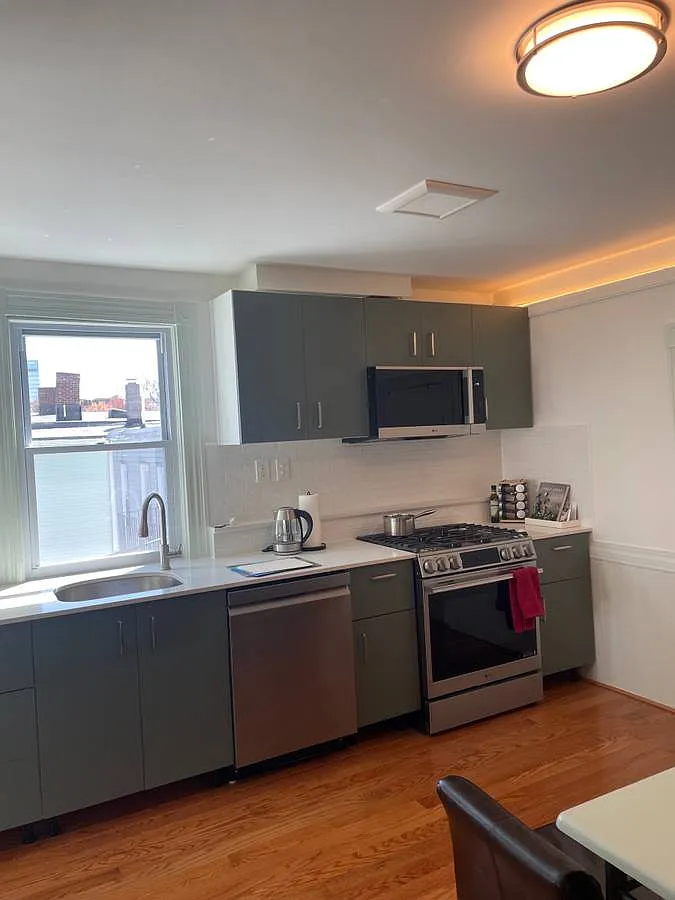 1 bed, $2,875 — Photo 2