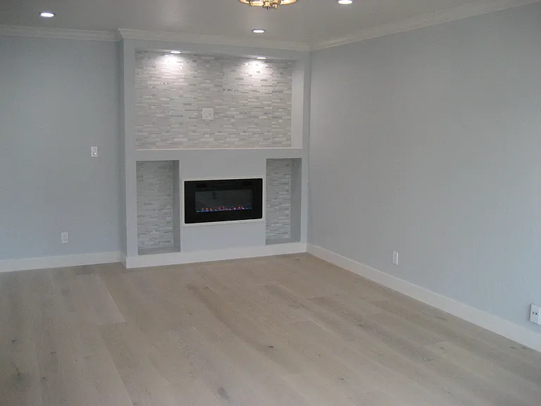 936 Hillside Blvd — Photo 3