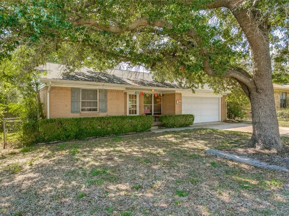 1818 Mohican St, Denton, TX 76209