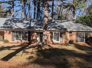 6001 Brace Rd, Charlotte, NC 28211