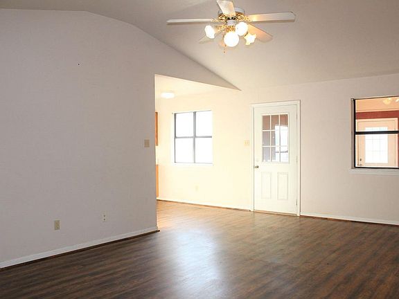 Living room to Kitchen
