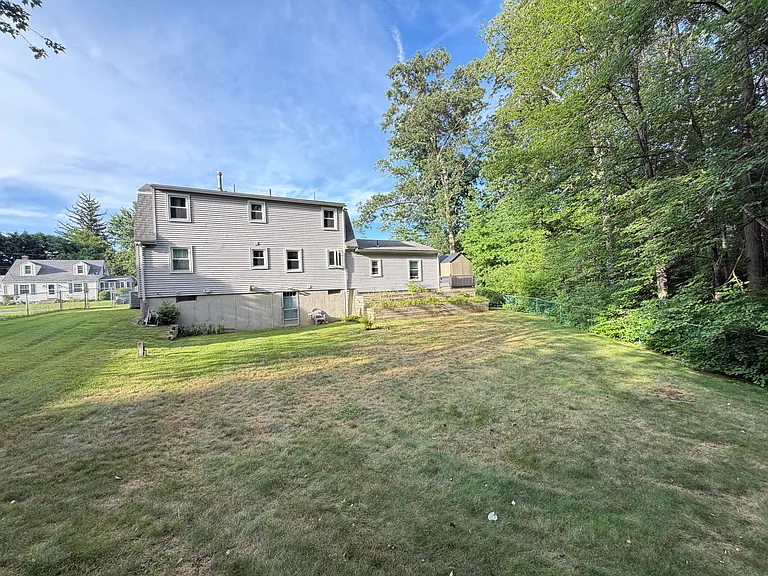 38 Stanley Pl — Photo 22