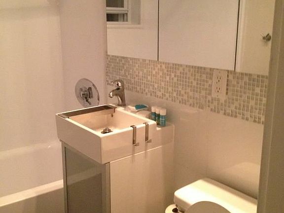 5th image of 187 Kent St