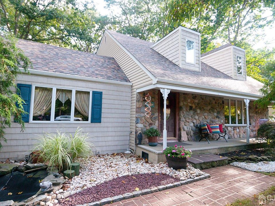 559 Old Stage Rd, Spotswood, NJ 08884 Zillow