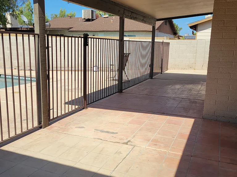 1642 E Carmen St — Photo 38