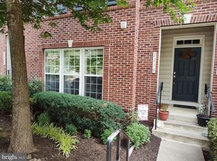 2230 Merseyside Dr, Woodbridge, VA 22191