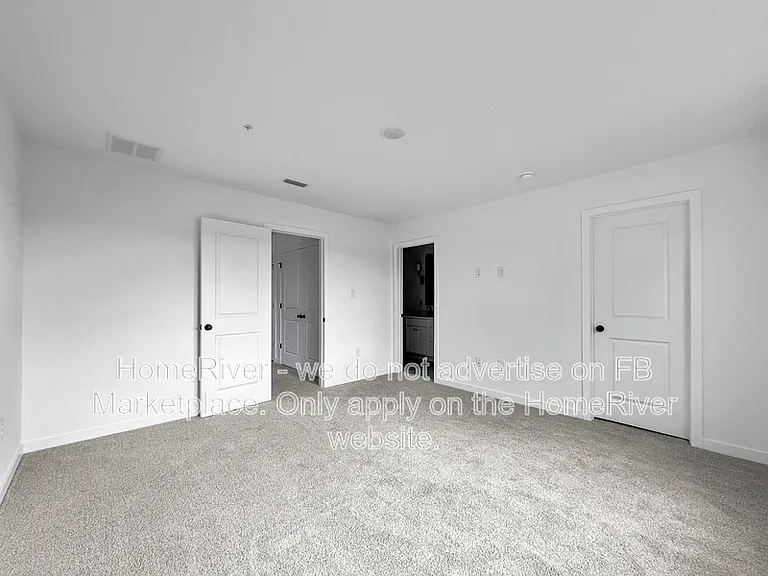 228 Clement Loop — Photo 17
