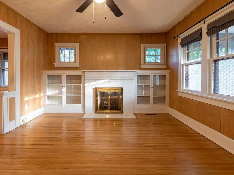 1554 S Campbell Ave — Photo 7