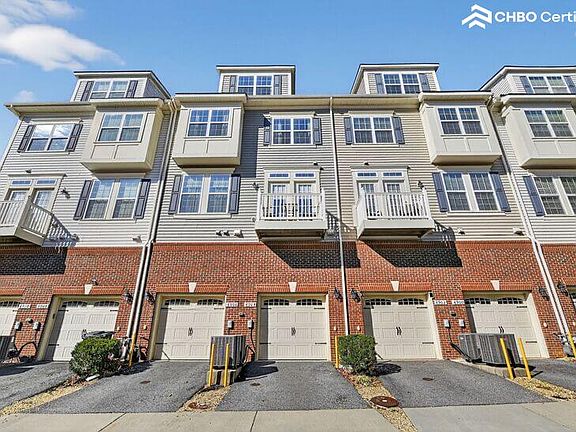 Exterior garage back entrance-preferred, 1st level