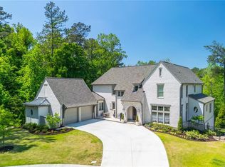 355 Roswell Farms Dr, Roswell, GA 30075
