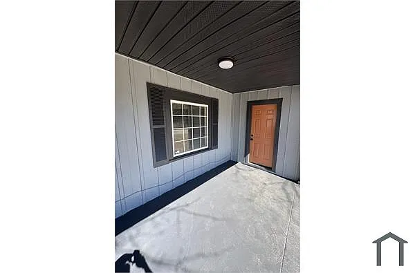 Building Photo - 775 Bedingfield Ave