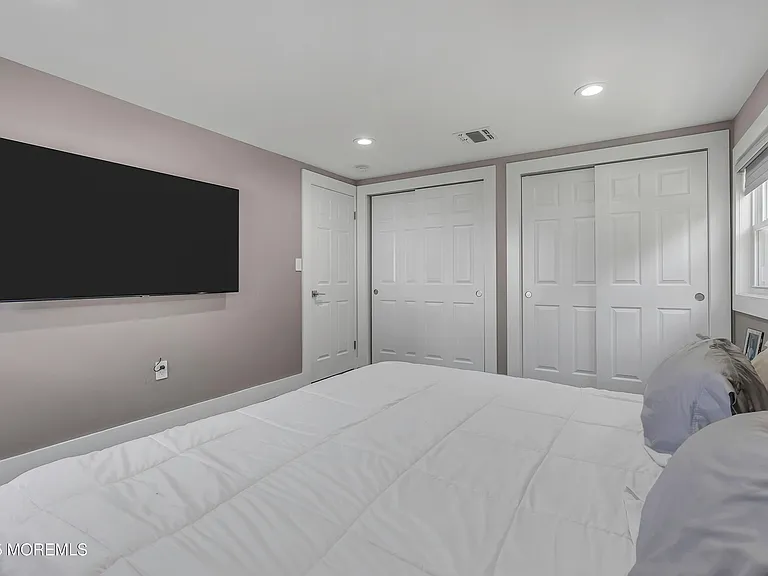 14 Fulton Ave — Photo 17