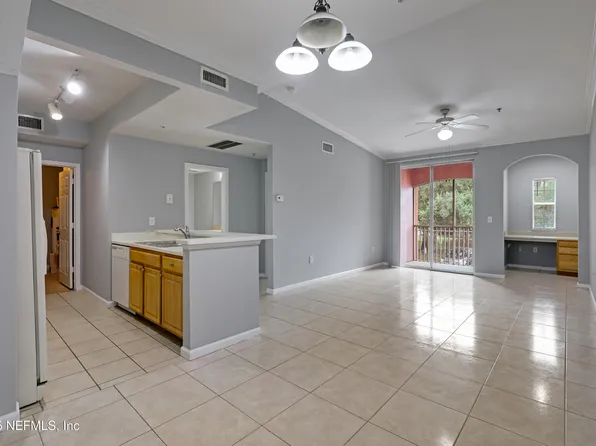 10075 GATE Parkway N #812, Jacksonville, FL 32246