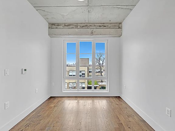 3rd image of 31-44 37th St #2