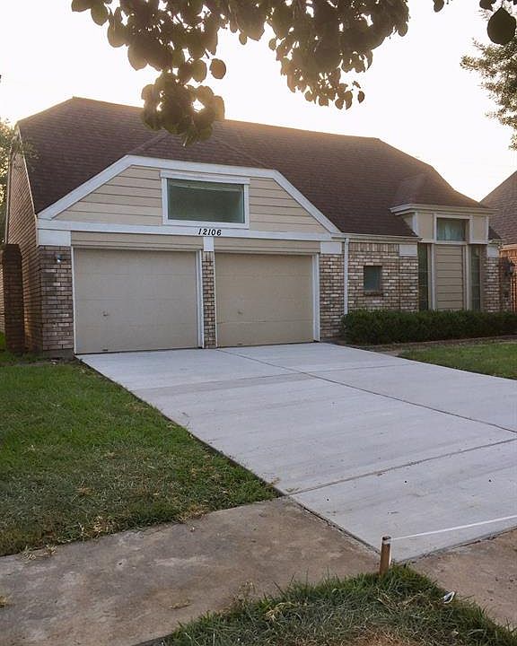 1st image of 12106 Amblewood Dr
