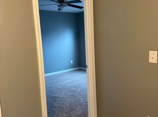 408 E Waddell St, Selma, NC 27576