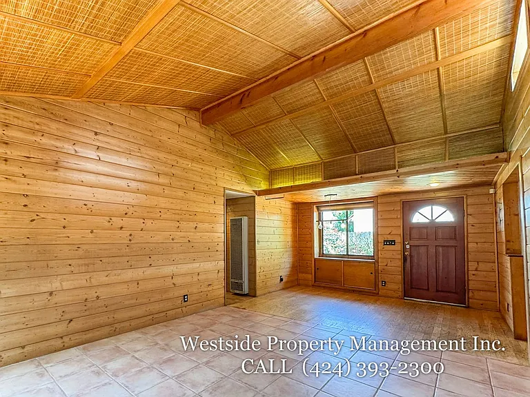 3124 Veteran Ave — Photo 6