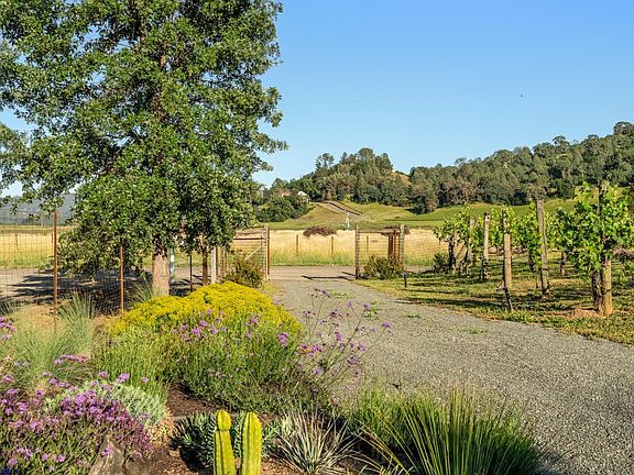 2nd image of 1785 Pope Canyon Road