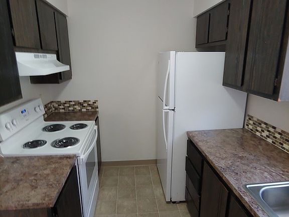2nd image of 4023 E Pacific Ave APT 14